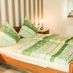 Mosel-ferienwohnung Berhard Appartement Bruttig-Fankel